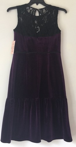 Nanette nanette Lepore Lace-Yoke Velvet Flounce Dress. Size 4. $169.00. - Picture 6 of 9