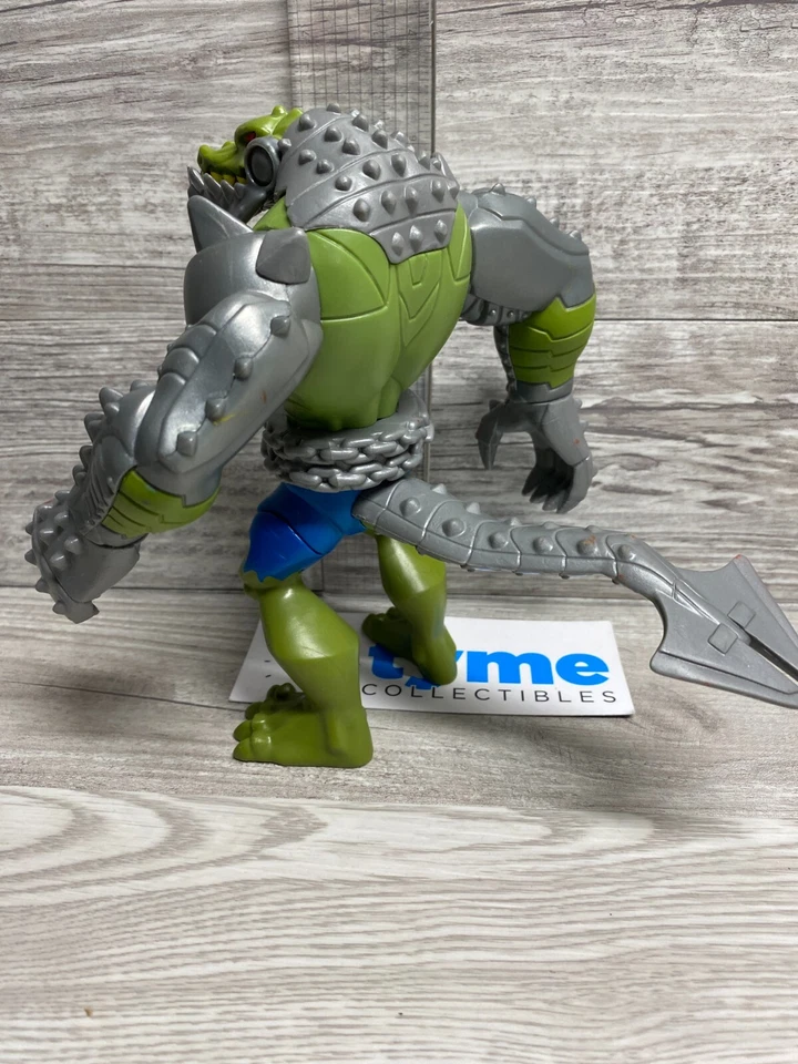 Figura de acción 2012 DC Comics Mattel Armored Killer Croc Villians Takedown Foto 2 de 3