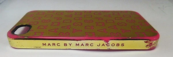 Чехол для телефона iPhone 4/4s Marc by Marc Jacobs металлик золото подпись - Изображение 3 из 3