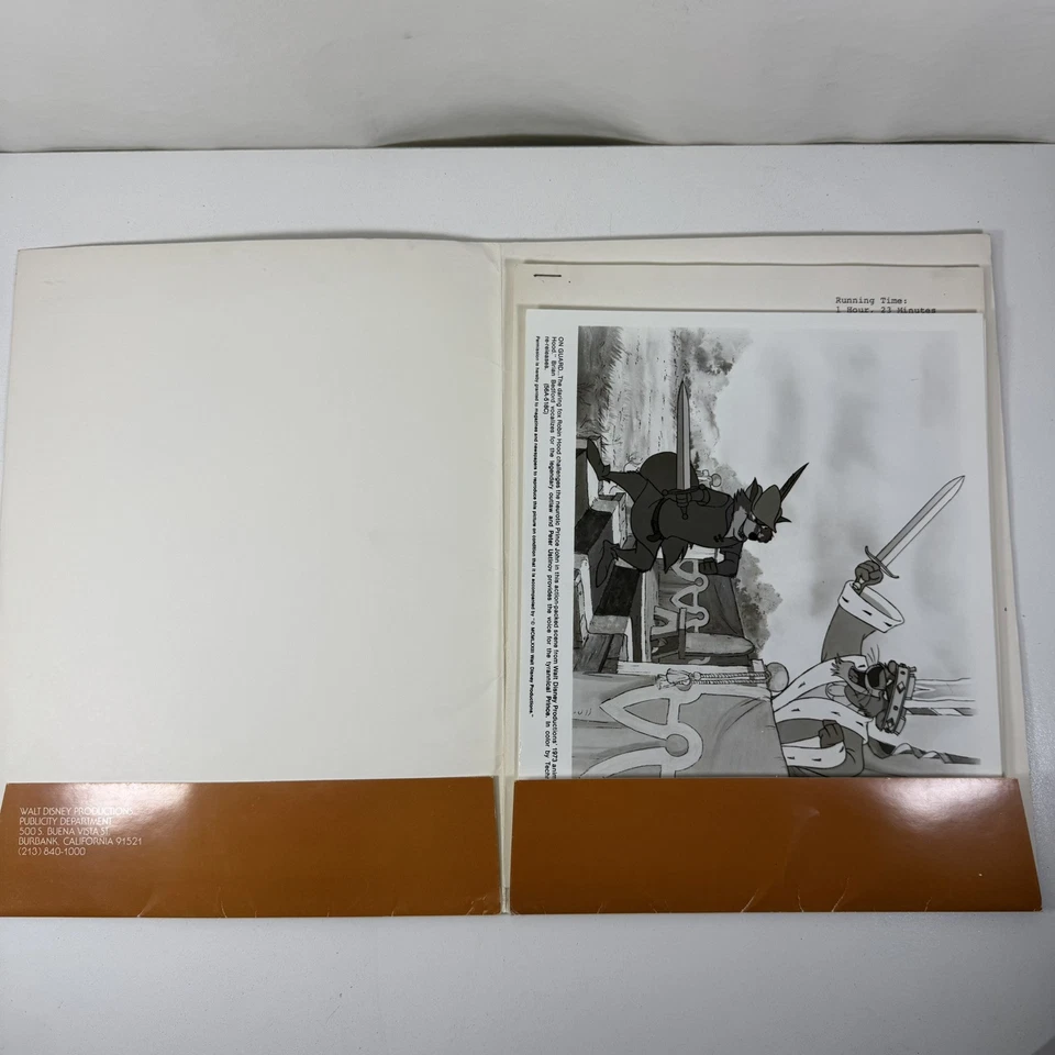 Libro de campaña de comunicados de prensa de Disney Robin Hood 1973 de colección Foto 4 de 4