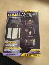 Luma Kantern Solar powered outdoor wall light