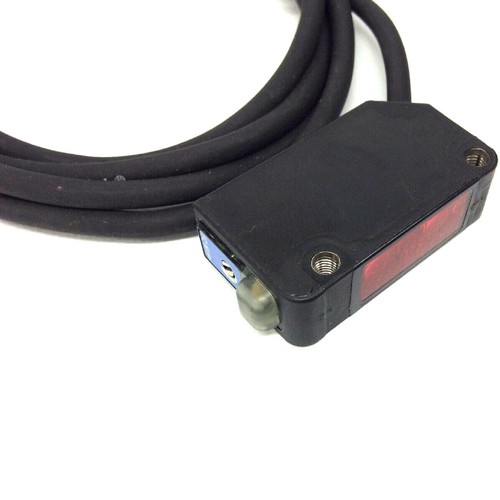 KEYENCE PZ-M11P Photoelectric Sensor New - Picture 3 of 4