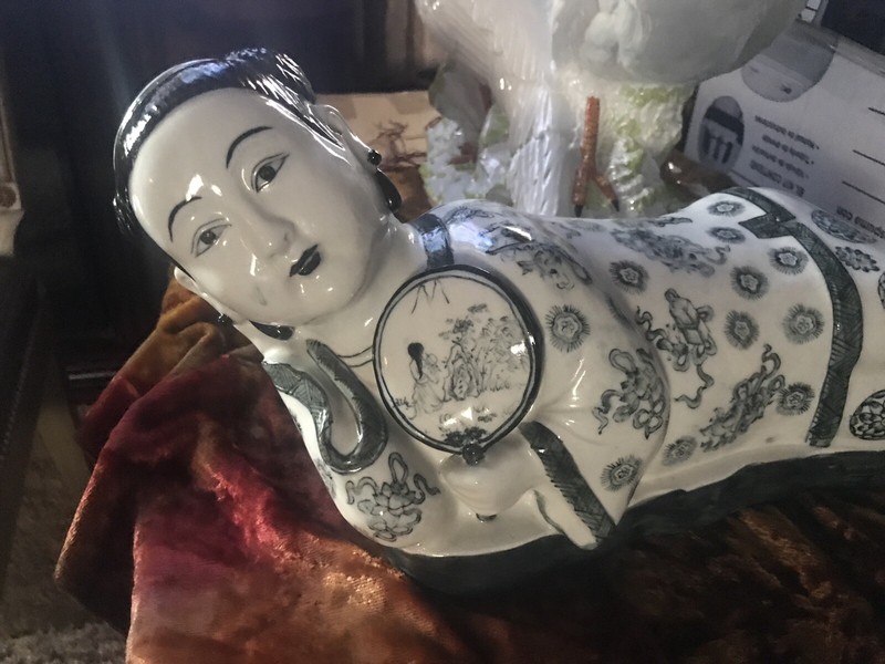 Vintage Chinese Porcelain Headrest Opium Pillow