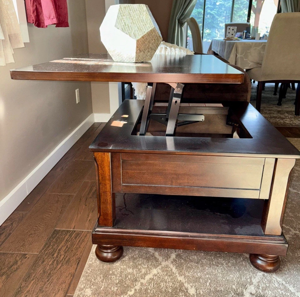 Solid Wood Coffee Table - Image 4 of 4