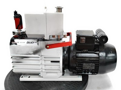 Pfeiffer DUO 5M Duo Line Rotary Vane Vacuum Pump PKD61 w/ Oil Mist Eliminator