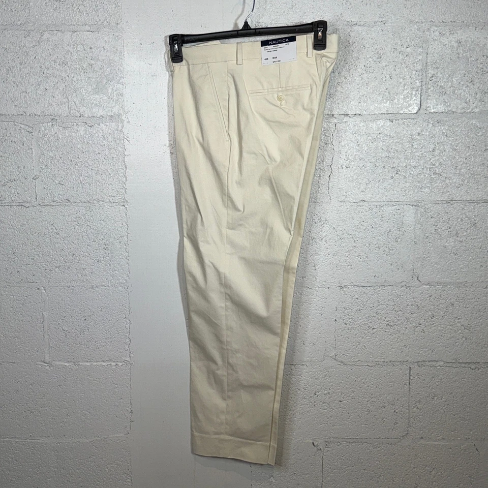 Traje elástico de algodón de temporada Nautica para hombre ajuste moderno crema lisa 40S 34W $395 Foto 3 de 4