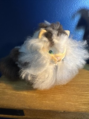Vintage 1989 Hasbro Sweetie Kitty Flocked Furry Long Hair 4  Persian Cat 
