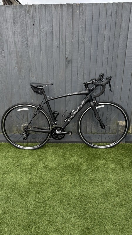 Specialized Roubaix Carbon Road Bike – 58cm - Excellent Condition