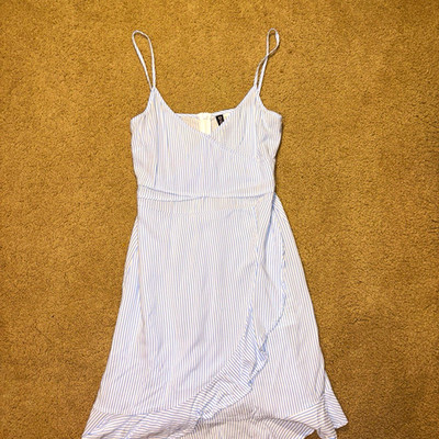 Divided by H&M Blue/White Striped Midi Sundress V-Neck Zip Ruffle Size 4