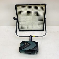 Litepanels Pannello LED 1x1 D-Flood 5600K 50° Flood con batteria Gold-Mount