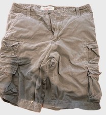 Canyon River Blues Men s Cargo Shorts Size 32 Green 100 Cotton Paint Splashed