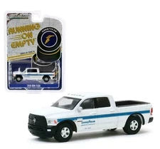 2018 RAM 2500 PICKUP TRUCK WHITE GOODYEAR 1/64 DIECAST MODEL GREENLIGHT 41100 F