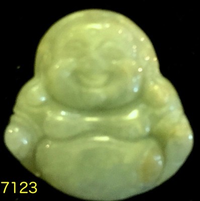 Natural Translucent Green Jade Tablet/Pendant (7125）