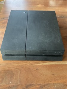 Sony PlayStation 4