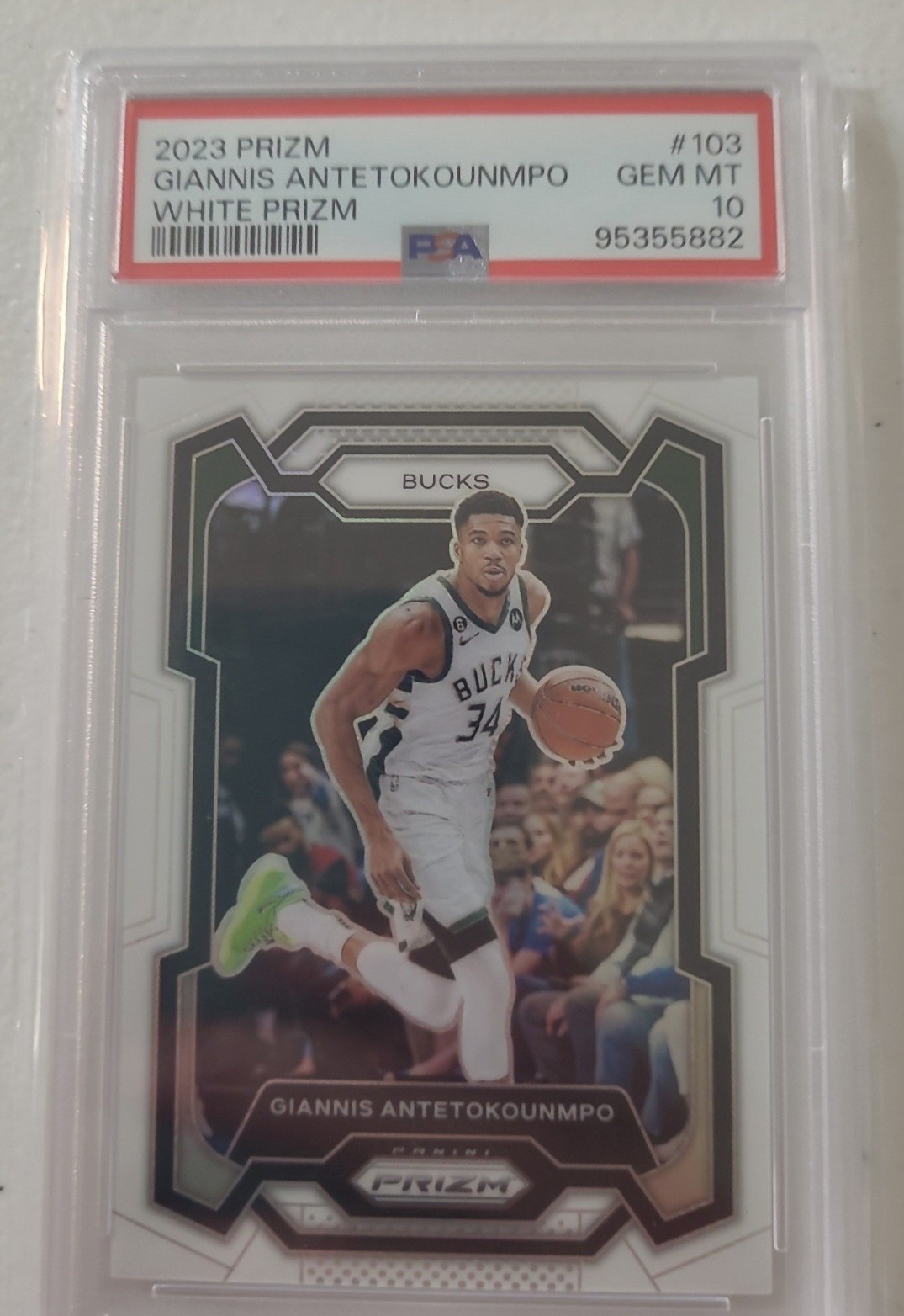 2023-24 Panini Prizm - Giannis Antetokounmpo #103 White Prizm /175 PSA 10