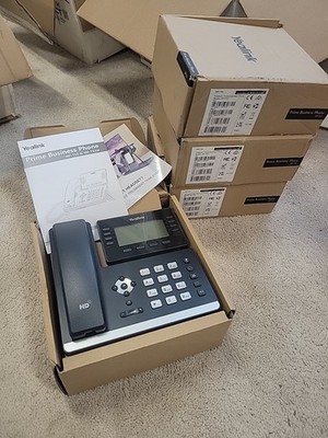 Yealink SIP-T53 Prime Business Work Phones w/ Bases, Lot Of 4 New In Box 