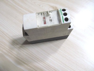 1pcs Used RM4LG01M water level relay level controller #D4