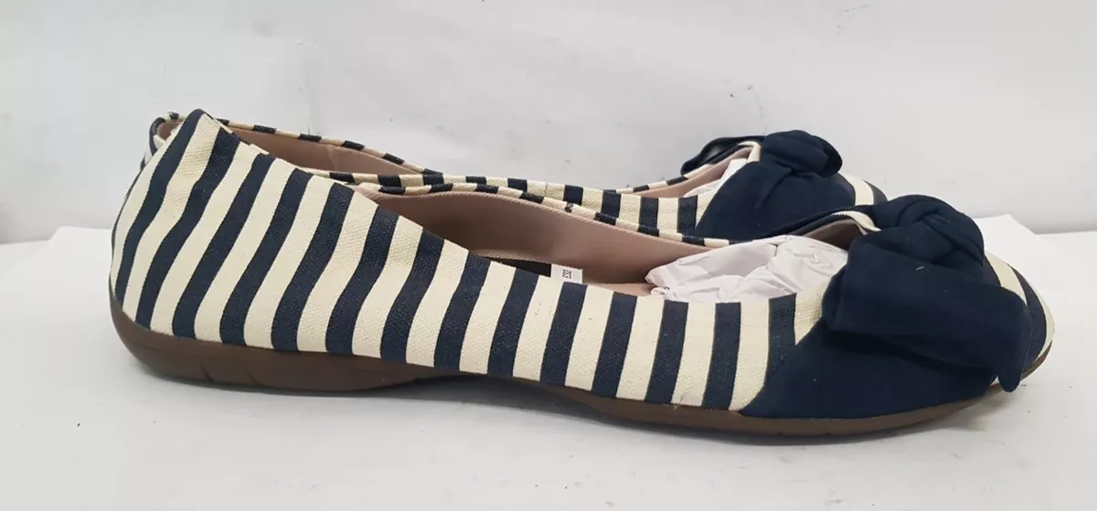 Striped cheap flat shoes