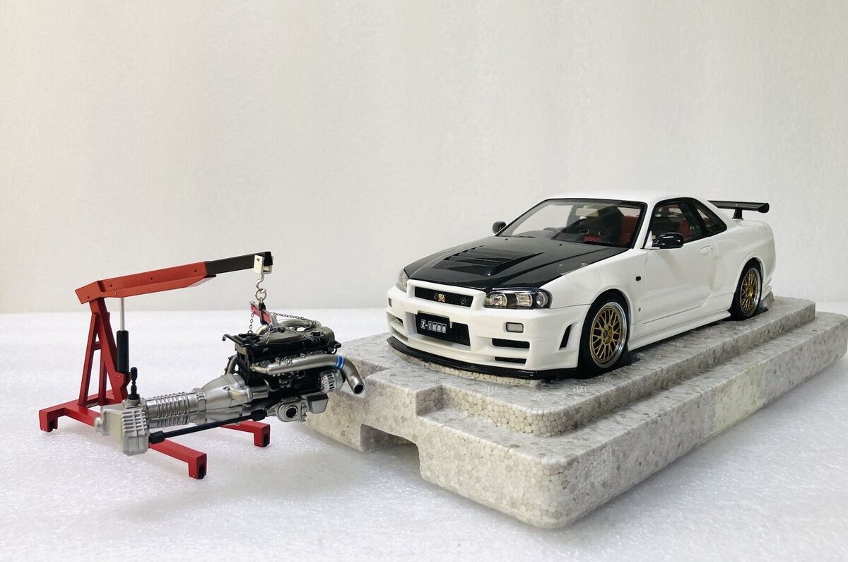 1/18 MotorHelix Nissan Skyline R34 GT-R Nismo Z-tune Pearl 1/18 MotorHelix Nissan Skyline R34 GT-R Nismo Z-tune Pearl