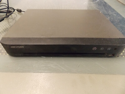 Hikvision Digital Video Recorder DS-7204HQHI-K1/P (2412-23)