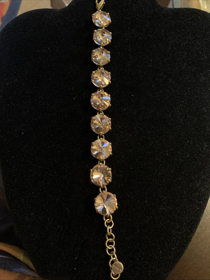 Hermosa pulsera facetada Rivoli de vidrio color champán Stella & Dot 7,5 pulgadas Foto 2 de 4