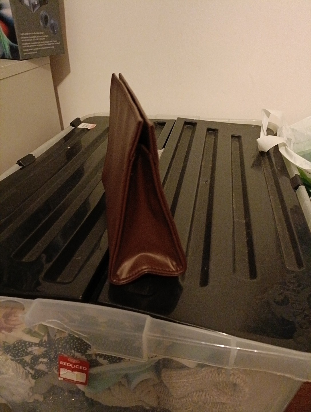 Borsa trucco Yves Saint Laurent nuova marrone. Popper