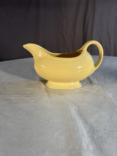 Fiesta Ware Gravy Boat / Sauce Boat – Sunflower Yellow – 18 oz Ceramic Pitcher