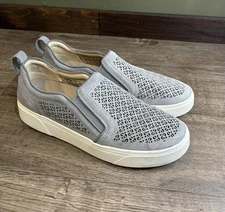 Vionic Kimmie Perf Women’s Size 8.5 Light Gray Sneakers Shoes