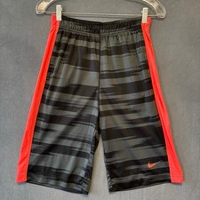 Nike Basketball Shorts Camo Military Sports Performance Boys Large Athletic