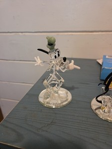 Disney Goofy Crystal Figurine and Pluto Figurine - Beautiful Display Pieces