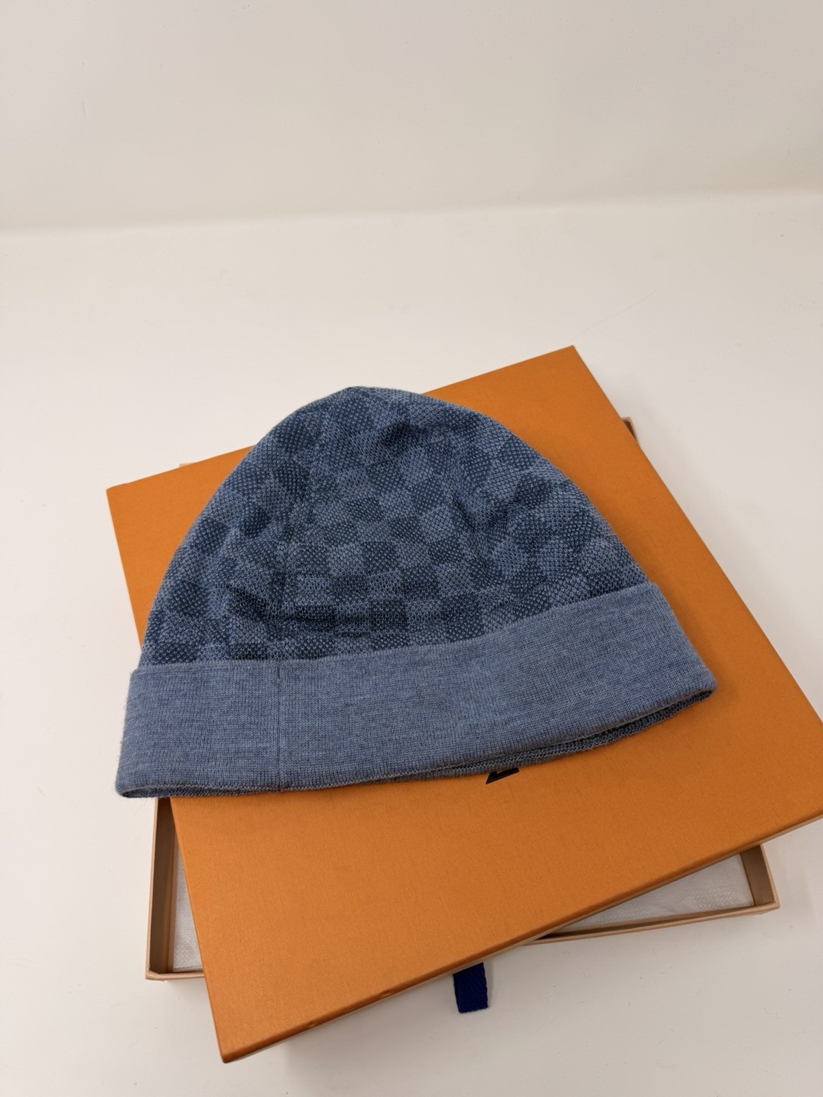 Louis Vuitton LV Knit Beanie Hat Blue/Gray M70930 | Unworn | Box & Tags thumbnail 3