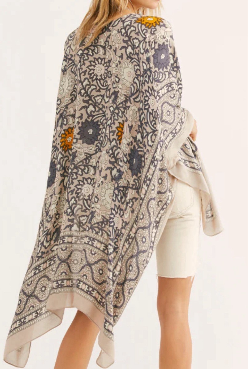 FREE PEOPLE Magic Dance Rayon Border Print Kimono Duster In FREE PEOPLE Magic Dance Rayon Border Print Kimono Duster In