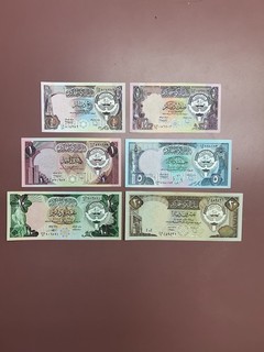 Lot of 6 Kuwait XF UNC Banknotes