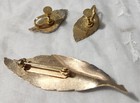 BLUE ENAMEL VINTAGE BROOCH & MAT. EARRINGS LEAF DESIGN  — photo 5