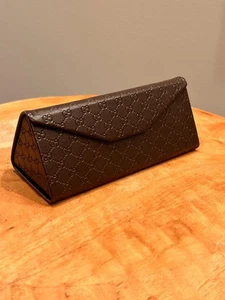 Étui à lunettes de soleil Gucci marron Guccissima NEUF côté rigide