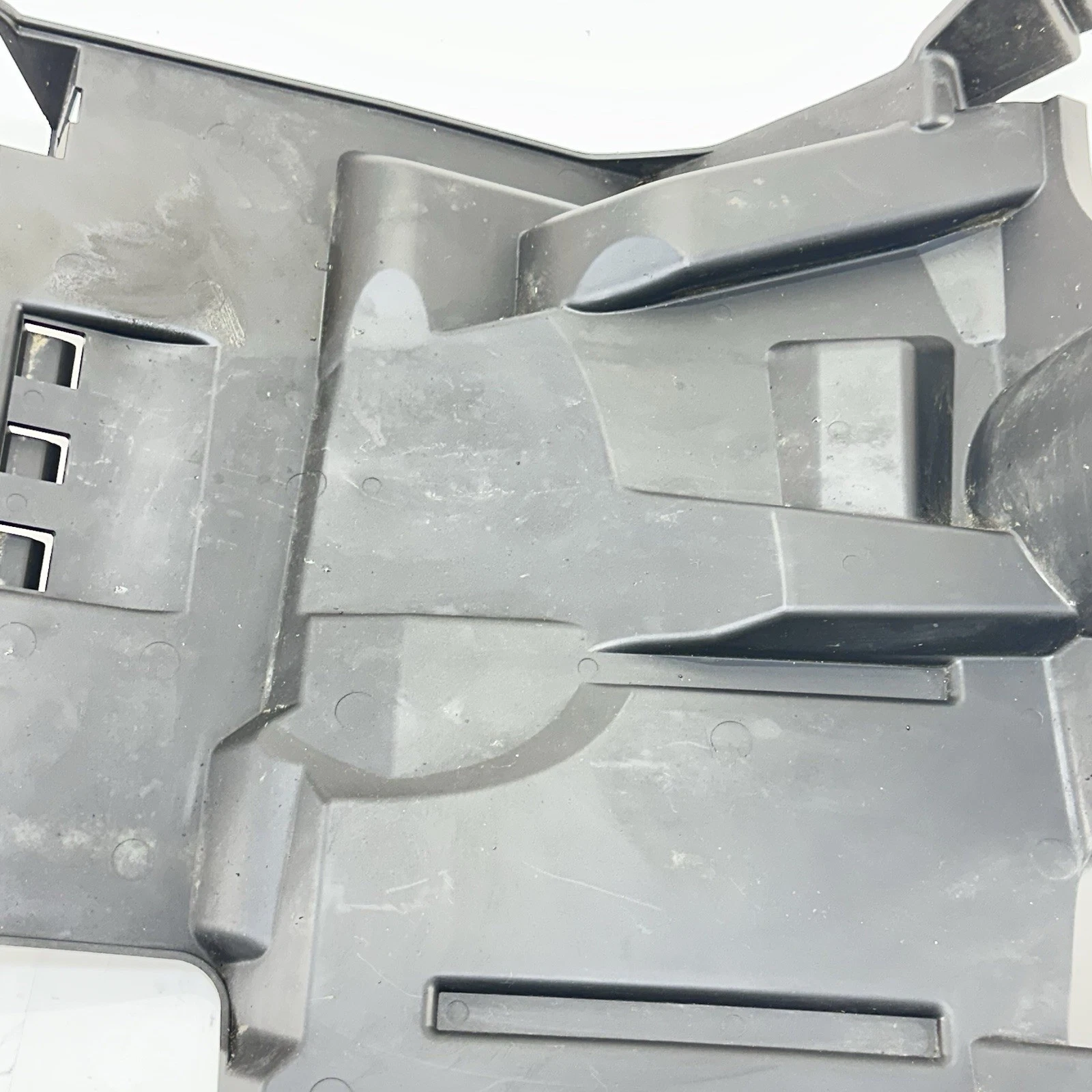 2016 CAN-AM Spyder RT Cubierta De Rueda Trasera Undertail Panel Cowl