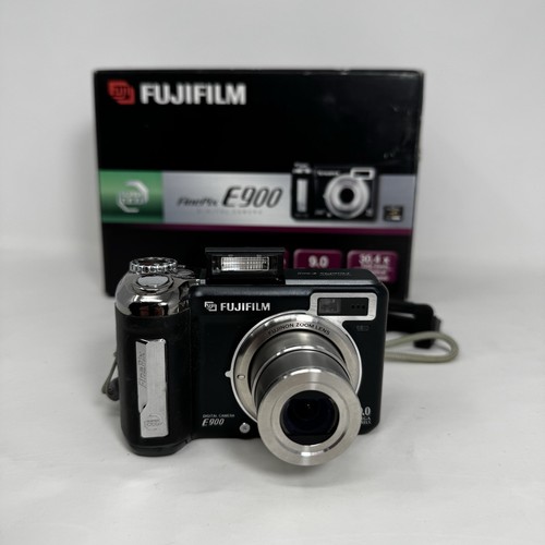 Fujifilm Finepix E900 Digitalkamera mit Box und Kabel - GETESTET