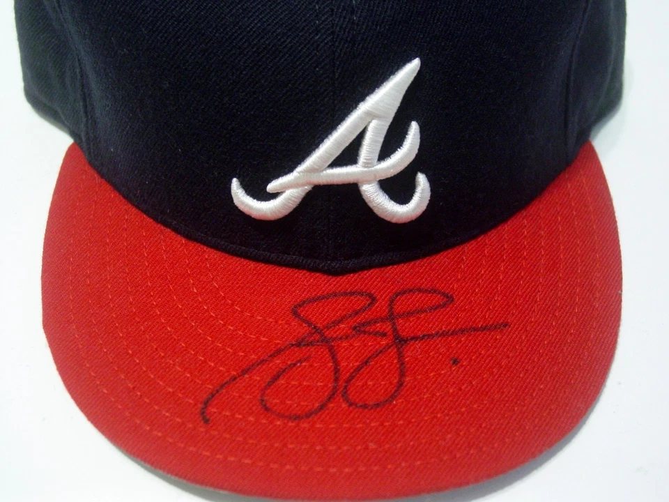 Gorra ajustada New Era 5950 firmada/autografiada por Andruw Jones Braves con certificado de autenticidad Foto 2 de 4