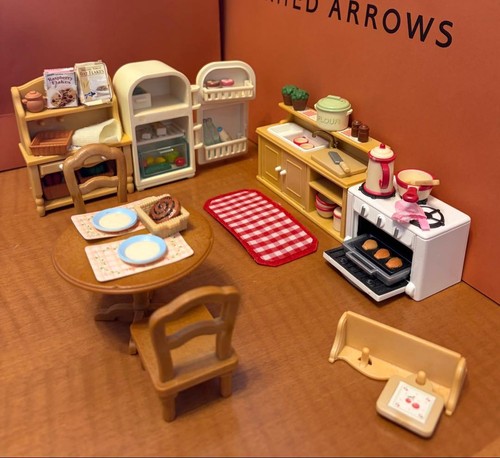 Sylvanian Families Kitchen Furniture Set Combined Dining Collectible 15+