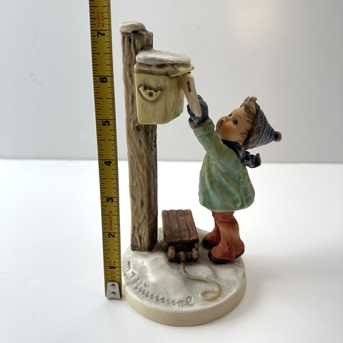 Figurina Goebel Hummel "Una lettera a Babbo Natale" #340 Germania Ovest 7" - Foto 10 di 10
