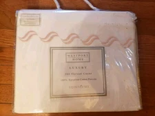 Westport Home 300TC White / Rose Egyptian Cotton Percale Luxury F/Q Duvet Set 