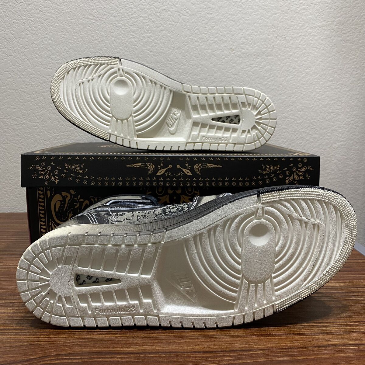 Nike Air Jordan 1 High Zoom Air CMFT 2 Nike Air Jordan 1 High Zoom Air CMFT 2