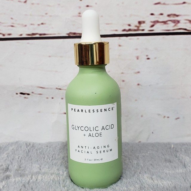 Pearlessence Glycolic Acid Aloe Antiaging Facial Serum 2 fl. oz. for