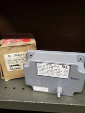 Fenwal 05-296426-155 Automatic Ignition Control System NOS