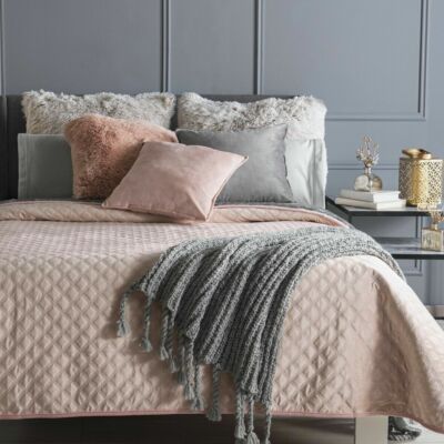 Rose Pink Velvet Blanket Sherpa Smooth Warm Cozy King Size Comforter 1pc Rose Pink Velvet Blanket Sherpa Smooth, Sherpa Bedding King Size