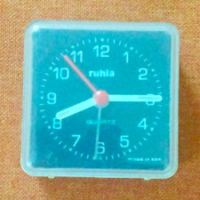 ruhla Wecker Analog in Beige mit Zahlen & Zif...