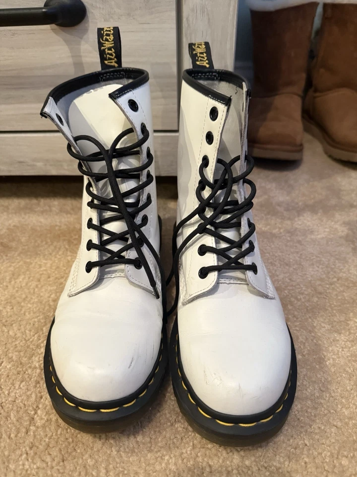 Mujeres Dr. Martens Botas de Combate Doc con Cordones Blanco Cuero Liso 1460W Talla 8 Foto 4 de 4