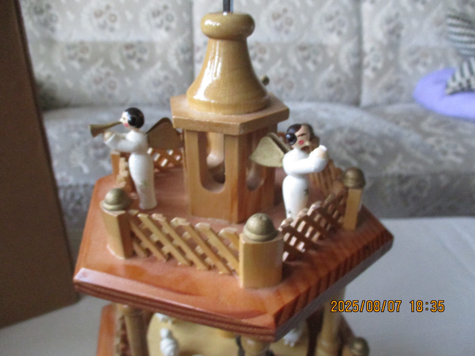 Bild 2 von 8