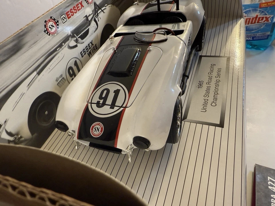 ERTL Essex #91 Essex Wire Shelby Cobra 427 1:18 с Буклетом ЧИТАЙТЕ - Изображение 4 из 4
