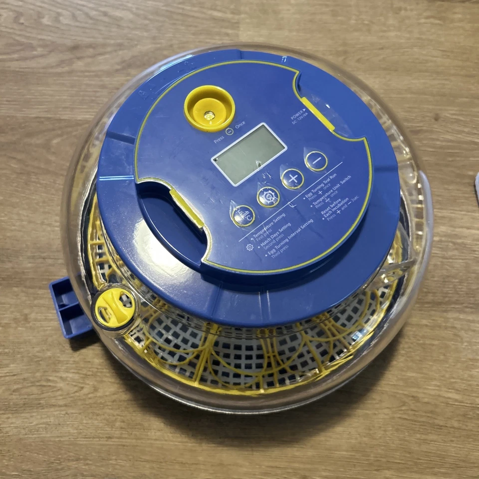 Incubadoras para incubar huevos, incubadora de huevos AsFrost girando sin fuente de alimentación Foto 3 de 4
